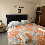 Deka Evleri Apartament İzmir