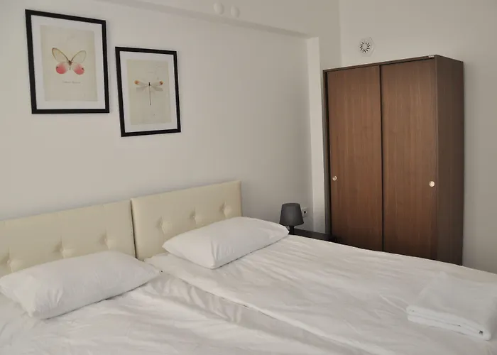 Apartment Deka Evleri