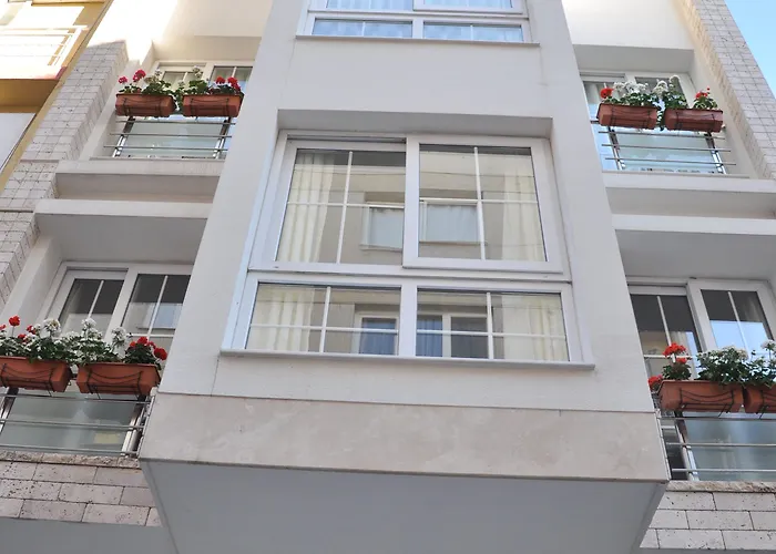 Apartment Deka Evleri