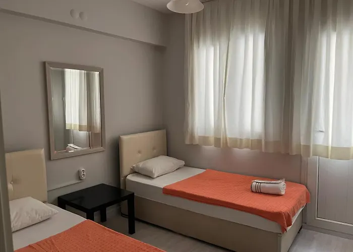 德卡艾维勒里酒店 *