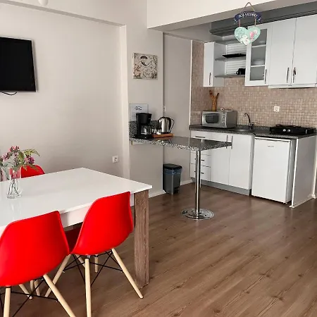 Deka Evleri Apartment