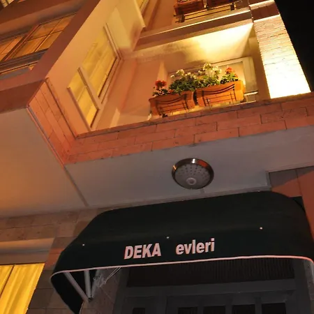 Apartment Deka Evleri